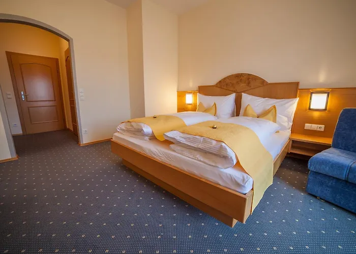 Mauthner Zum Kirchenwirt Gasthof 3*