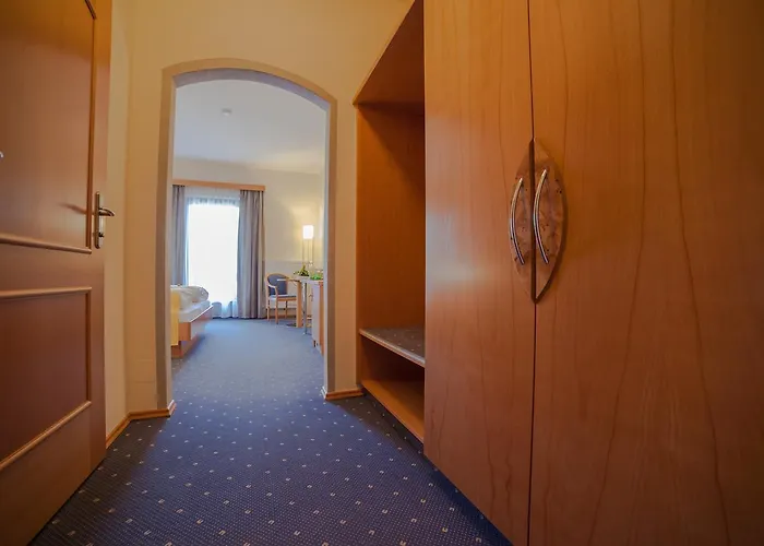 Mauthner Zum Kirchenwirt 3*